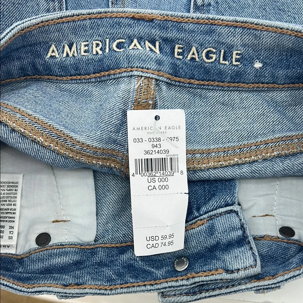 American Eagle Blue Jean Mom Shorts with Vintage Distressing - Picture 4 of 4